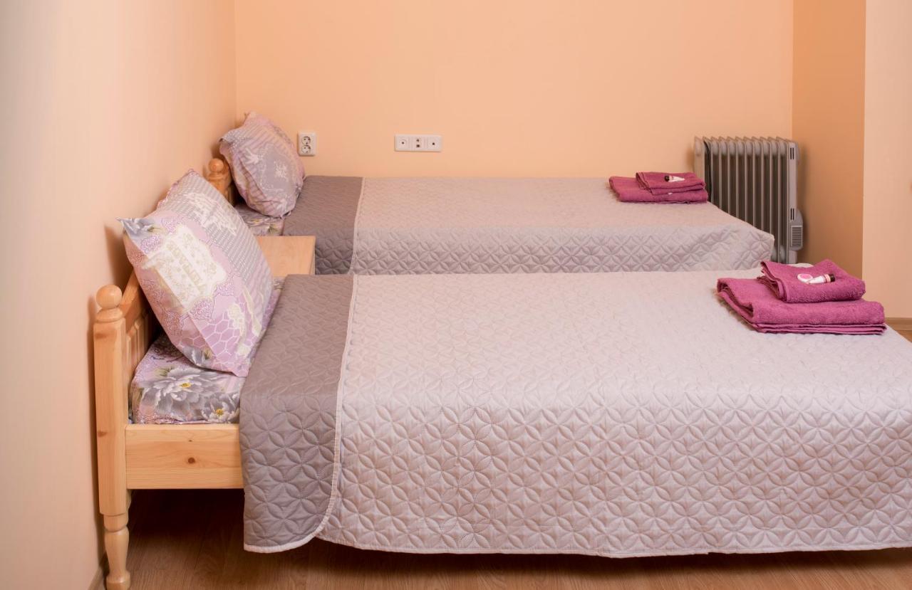 The Sunny Guest House Of Veliko Tarnovo-Amazing View, Top Location Buitenkant foto